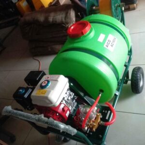 Engine sprayer 160litres 30m hosepipe