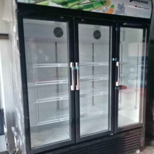 Tripple display chiller