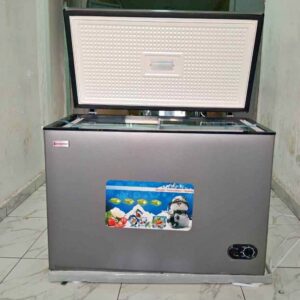 250 litres chest freezer